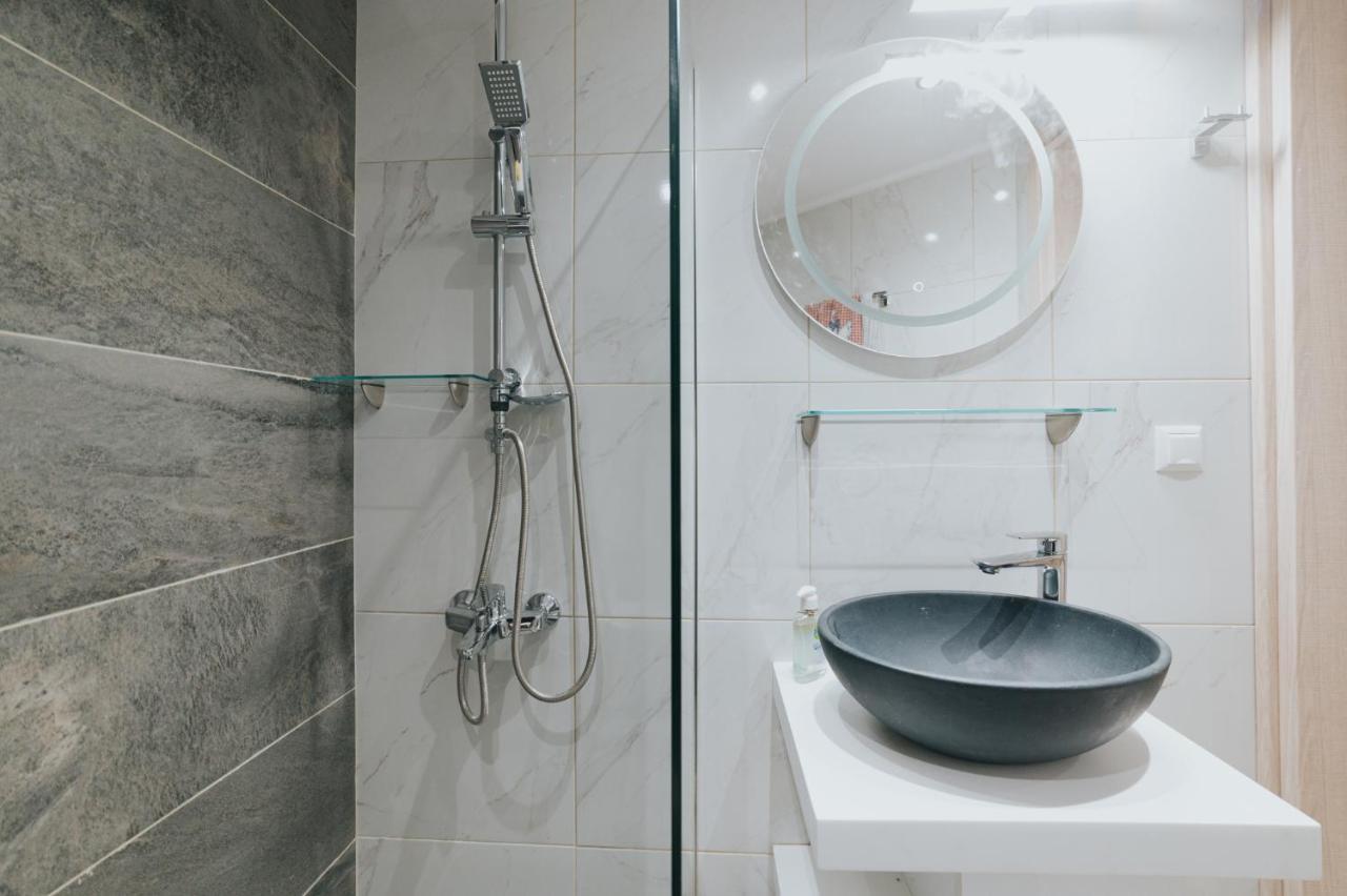 Comfy And Stylish Apartment Salonicco Esterno foto