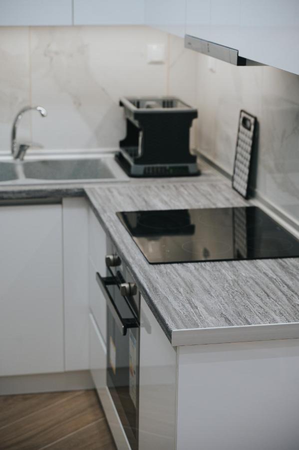Comfy And Stylish Apartment Salonicco Esterno foto