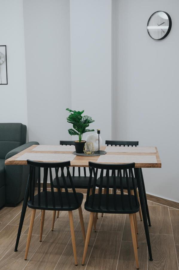 Comfy And Stylish Apartment Salonicco Esterno foto