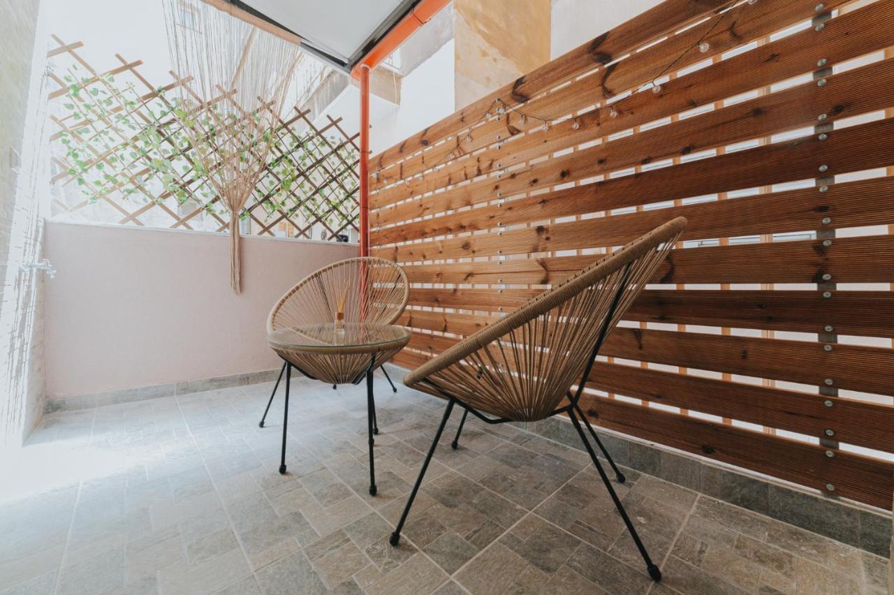 Comfy And Stylish Apartment Salonicco Esterno foto